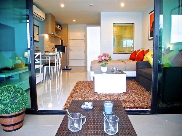 Bliss Patong Modern Studio