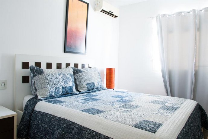 Spacious Penthouse Duplex Arpoador