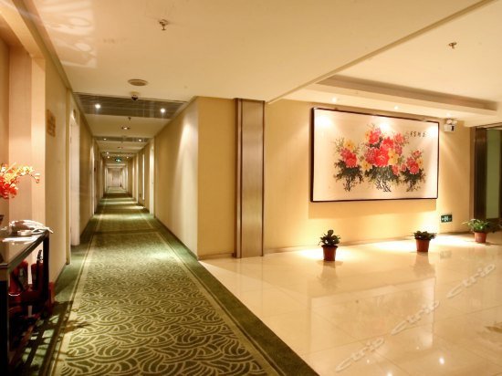 Imperial Garden Jinyue Hotel