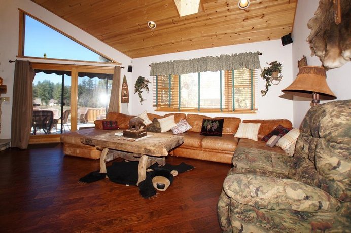 The Lake House by Big Bear Cool Cabins