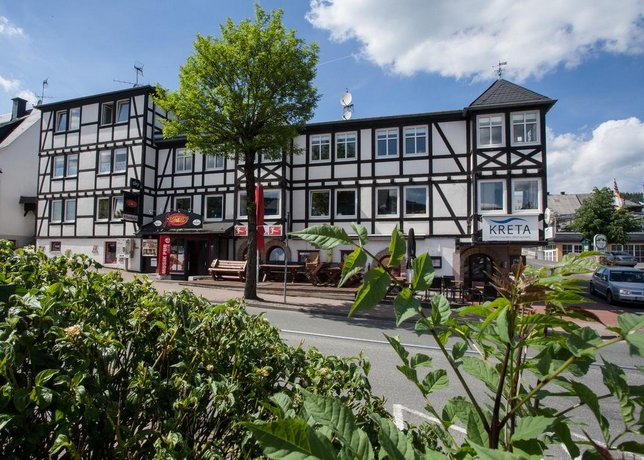Landhaus Wiesemann Parkapartments & Dependance