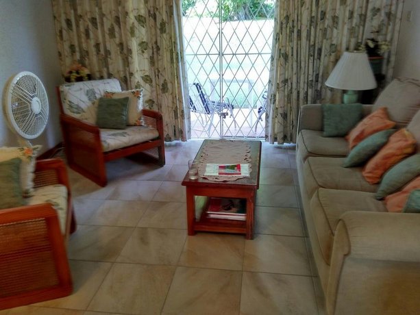 213 Golden Grove