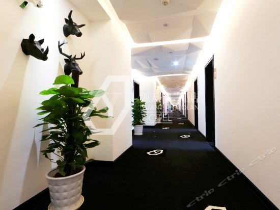 Yuantian Aolan Hotel