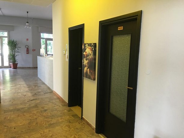 X Hotel
