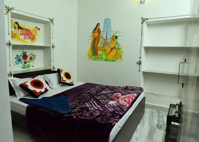 L G Paying Guest House