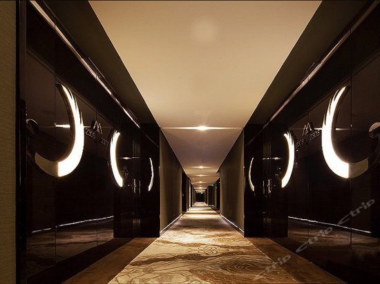Lafei Royal Hotel