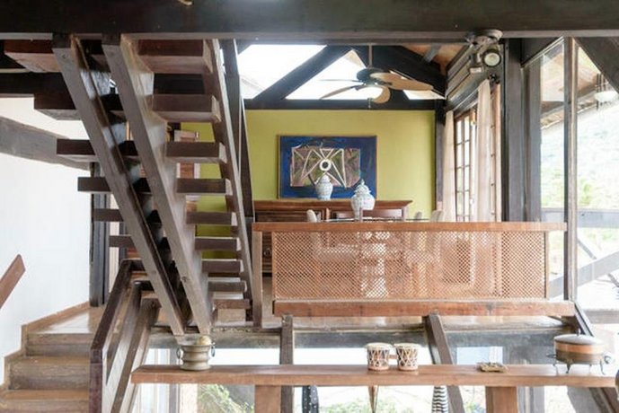 Linda Casa No Itanhanga