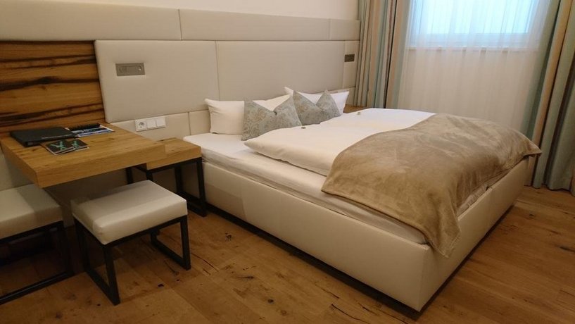 Alpinlounge Ratia Appartements