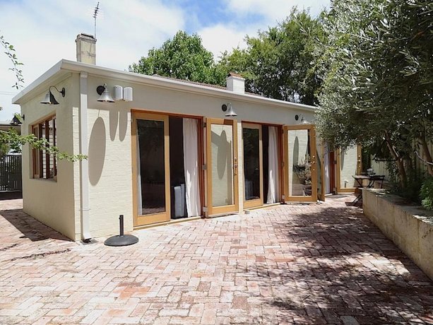 Soloman Street Cottage