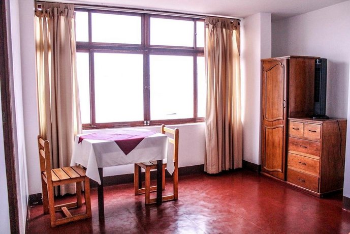 Los Esteros Hostal