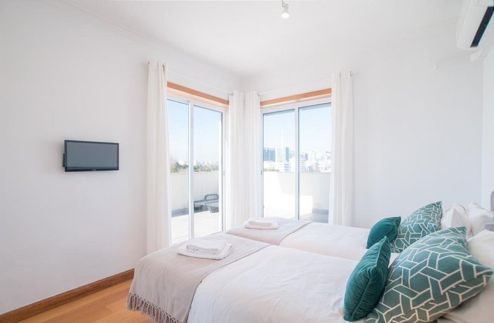 Exclusive Penthouse with Terrace & Garage
