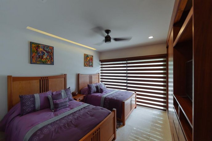 Magnificent 3BR condo close to the Caribbean sea by Happy Address