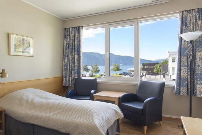 Leikanger Fjord Hotel