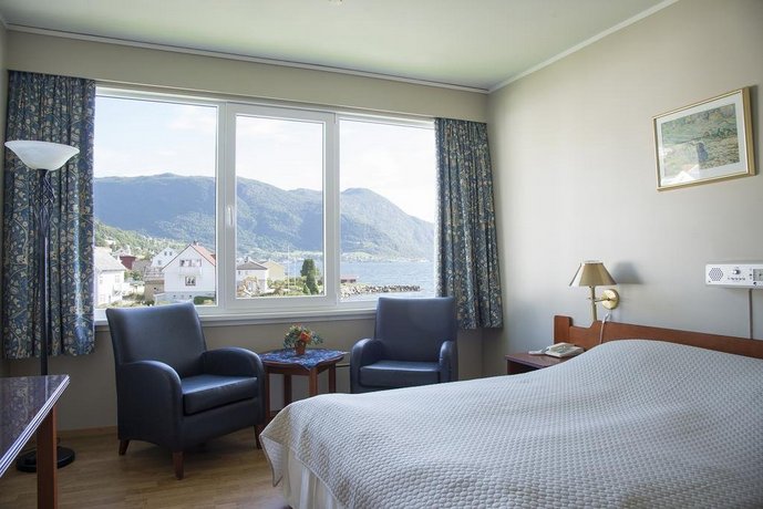 Leikanger Fjord Hotel