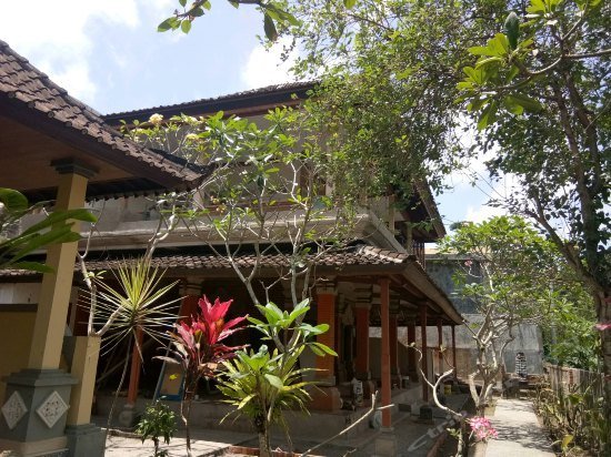 Detri Inn