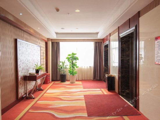 Yijia Hotel Sanjiang