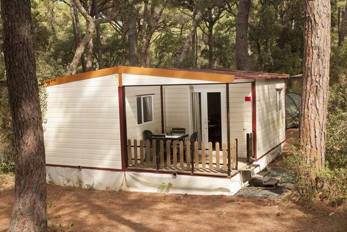 PuntAla Camp & Resort