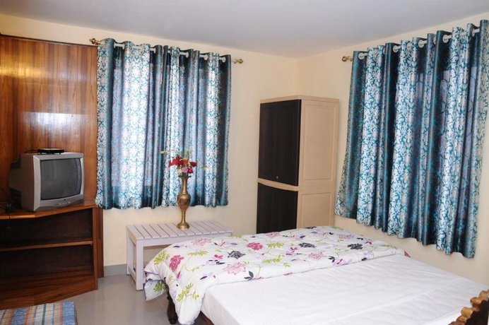 Flora Homes