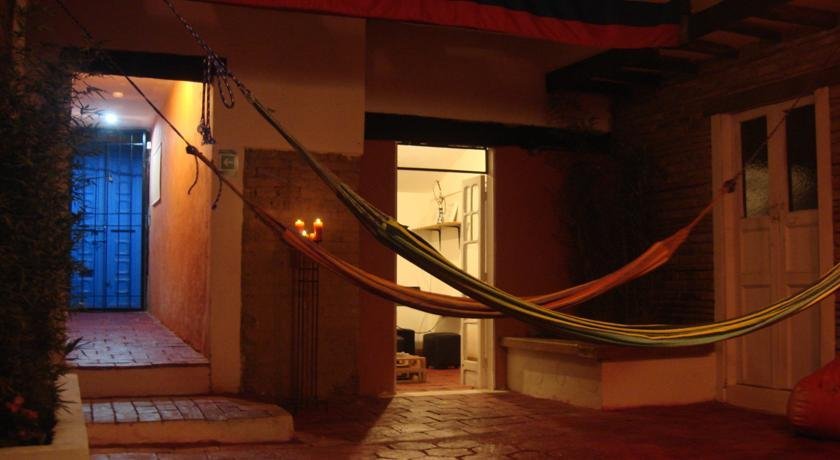 Hostal Bakano Backpackers
