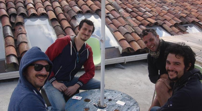 Hostal Bakano Backpackers