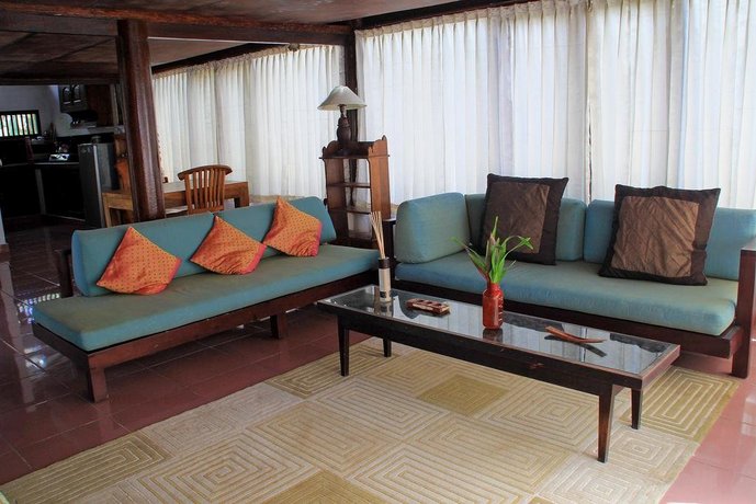 Tavisha House
