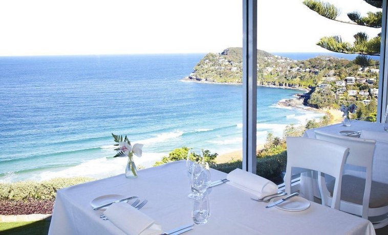 Jonahs Restaurant & Accommodation Whale Beach