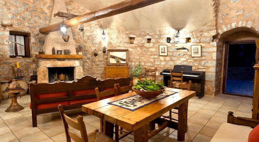 Arapakis Historic Castle