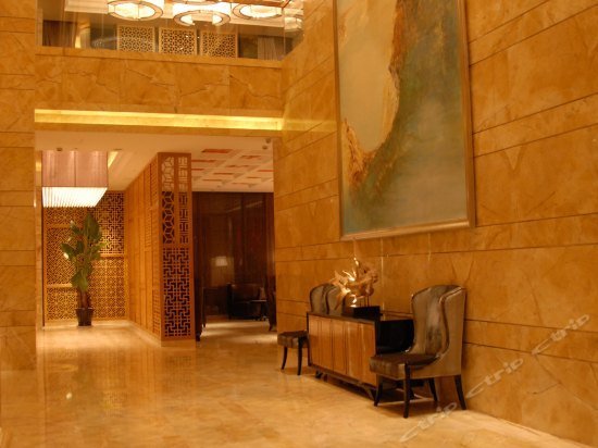 Anning Golden Age Hotel