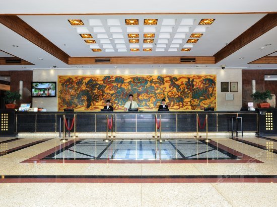 Fuzhou Meilun Hotel