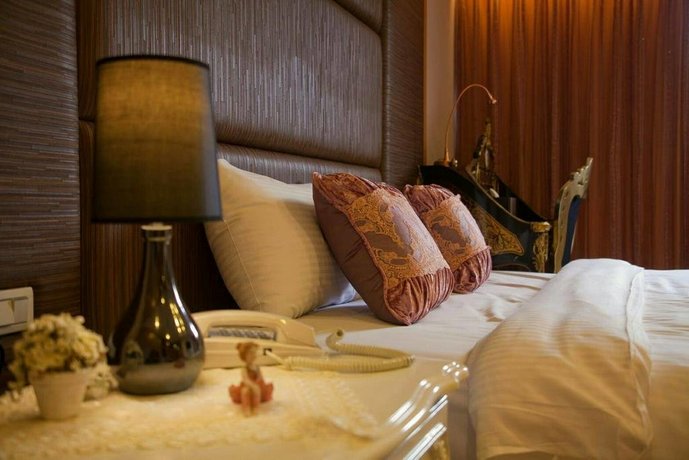 King Bridge Hotel