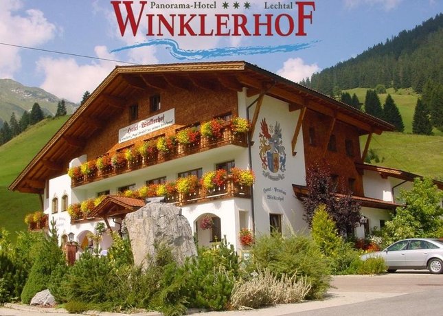 Hotel Winklerhof Holzgau Austria thumbnail
