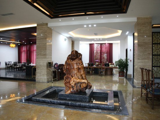 Yiquan Jinshan Lakeside Boutique Hotel
