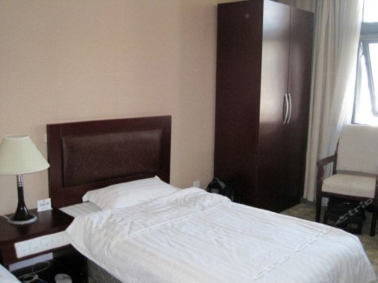 Xingguang Media Hotel