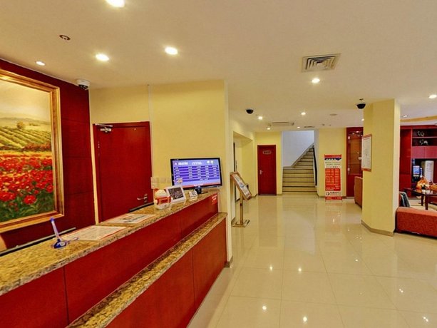 Hanting Express Shanghai Lujiabang Road