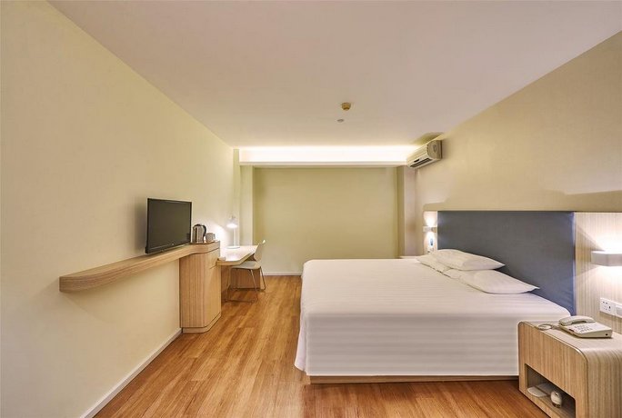 Hanting Express Shanghai Wujiaochang