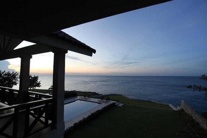 Villa Atlantic-Home