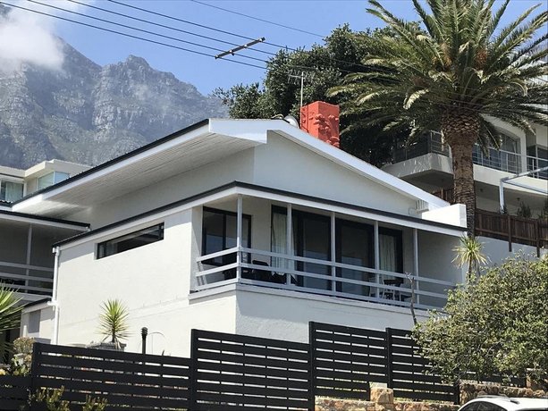 51 On Camps Bay