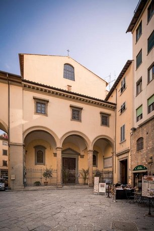 Santa Felicita Apartments