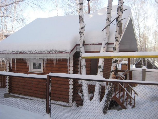 Finskie Cottages