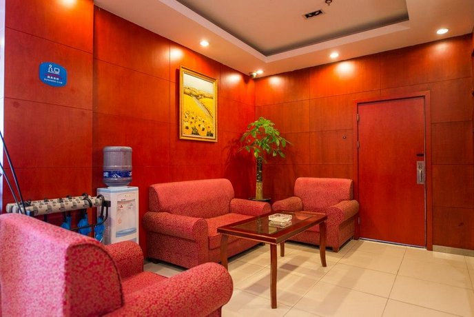 Hanting Express Shanghai Dong'an Road 2nd Branch