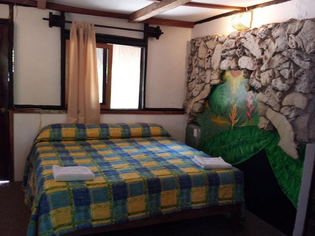 Hotel Cabanas Safari