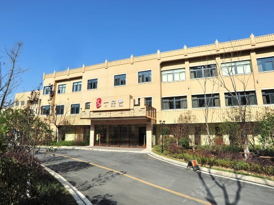 Feidong Hotel
