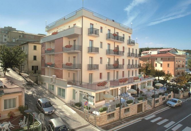 Hotel Monica Chianciano Terme