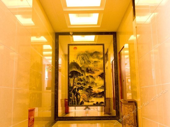 Shanshui Fashion Hotel Chongzhou Passenger Center