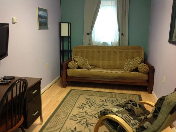 A Suite Alaskan Inn