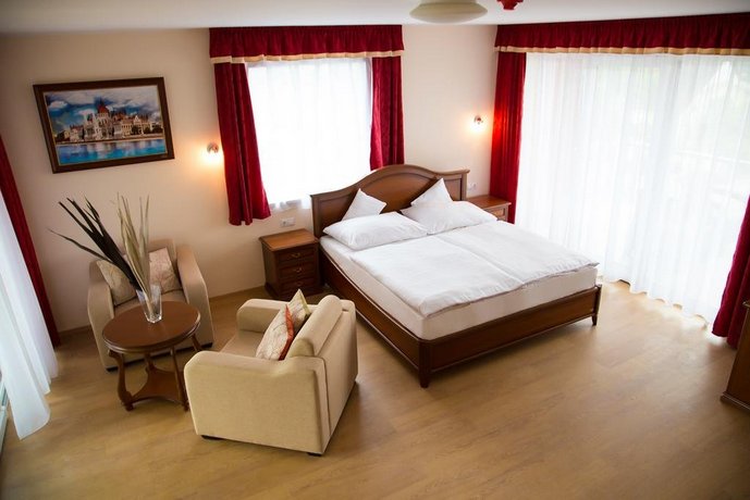 Luxury Spa & Conference Hotel