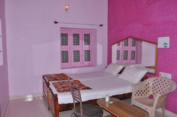 Thilak Home Stay