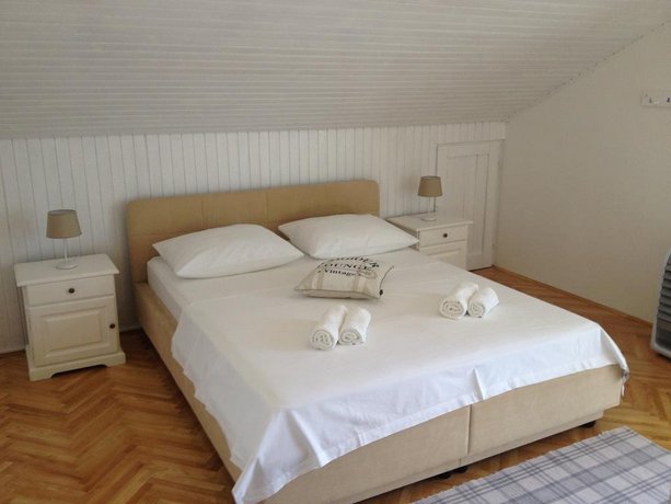 Holiday Home Vila Emma
