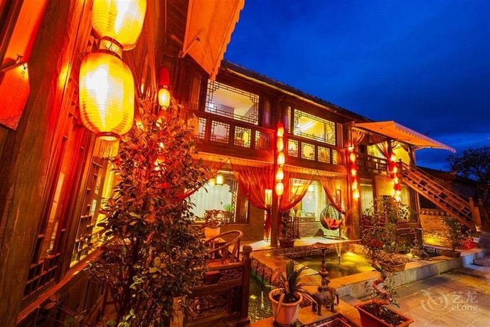 Lijiang Yaju Hotel