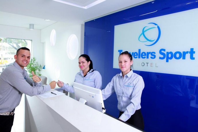 Hotel Travelers Sport